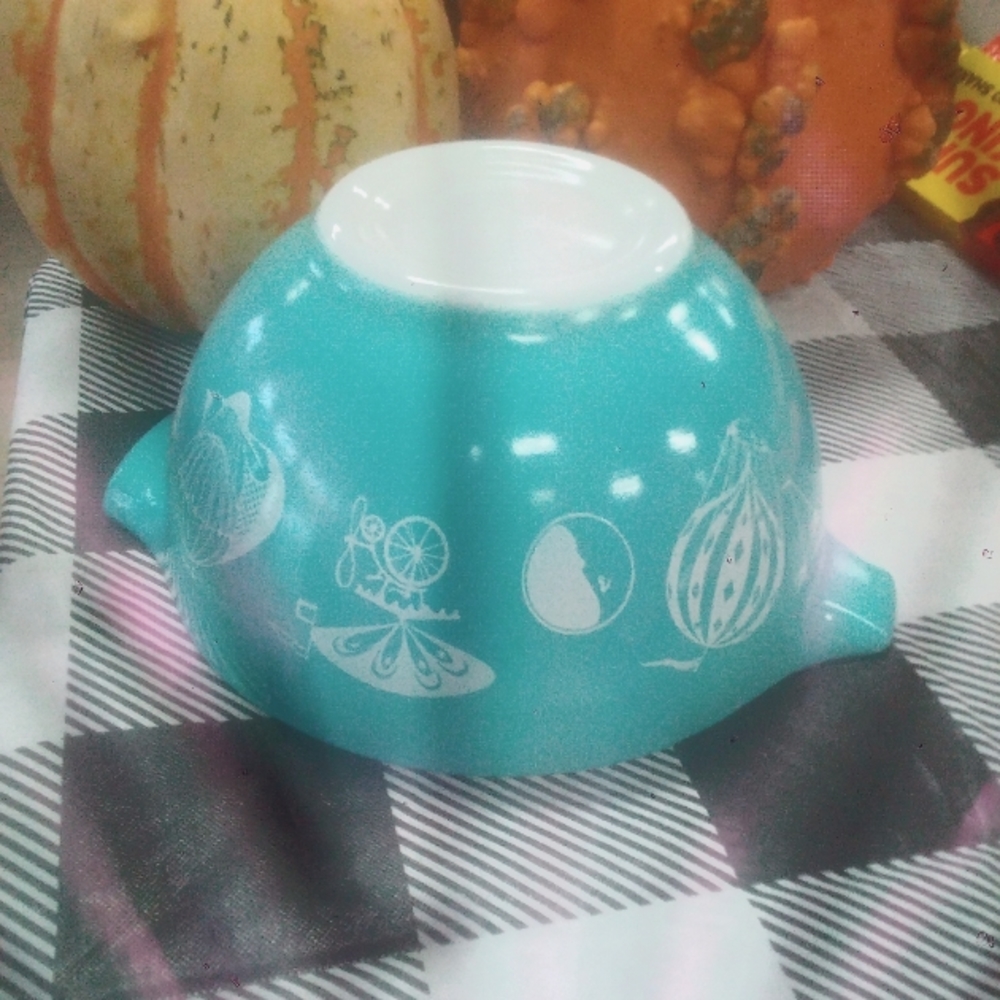 Vintage Pyrex
